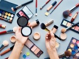 Где быстро и выгодно купить косметику?