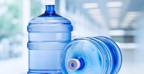 Несколько причины почему доставку воды на дом заказывают в компании «Aquavika»