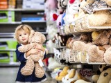 Детские товары: выбираем ребенку игрушки